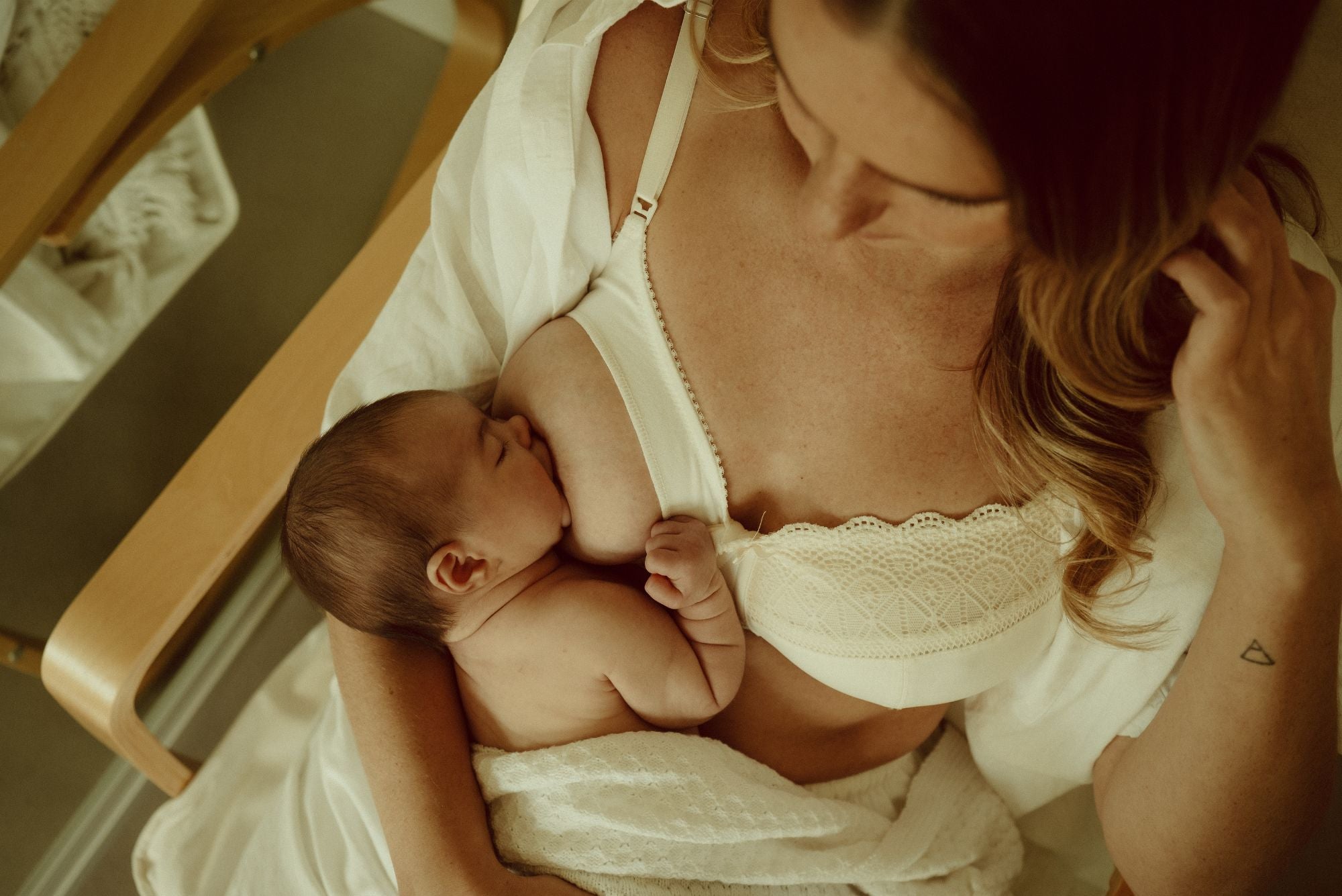 Maternity Loving Moments By Leading Lady Luxurious Nursing Sleep