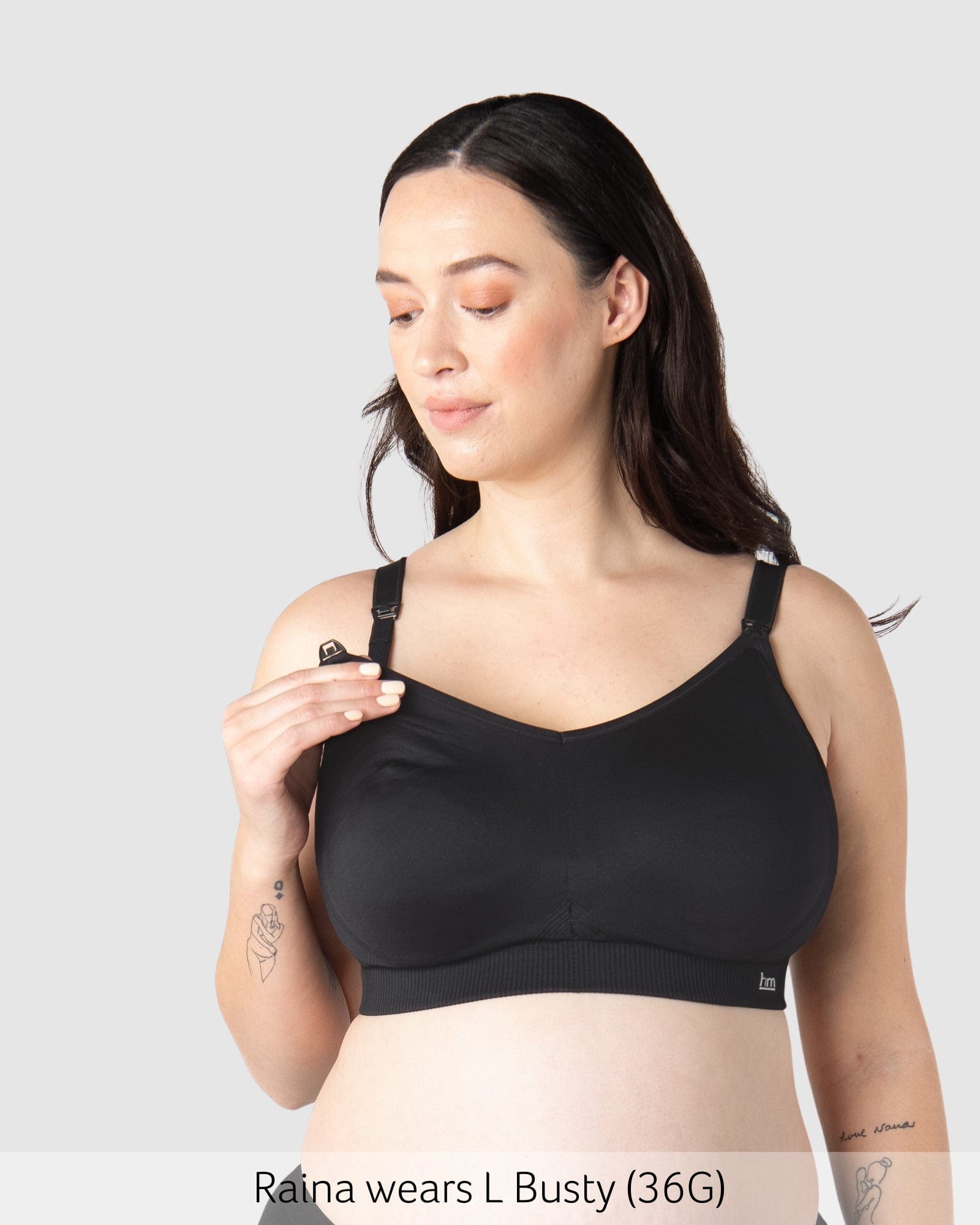 Nursing clip of My Everyday Multifit Nursing Bra - Black Busty